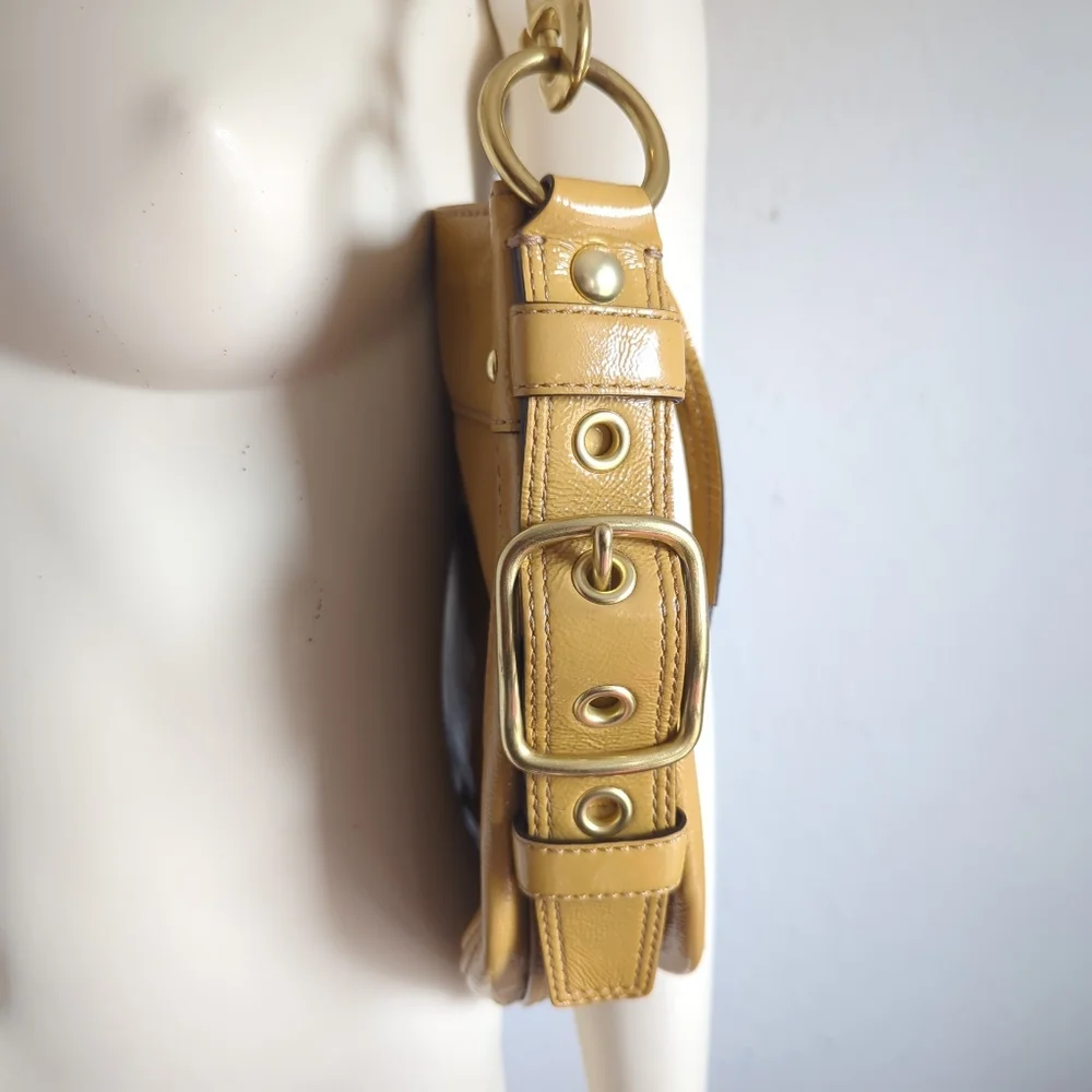 Coach zoe patent